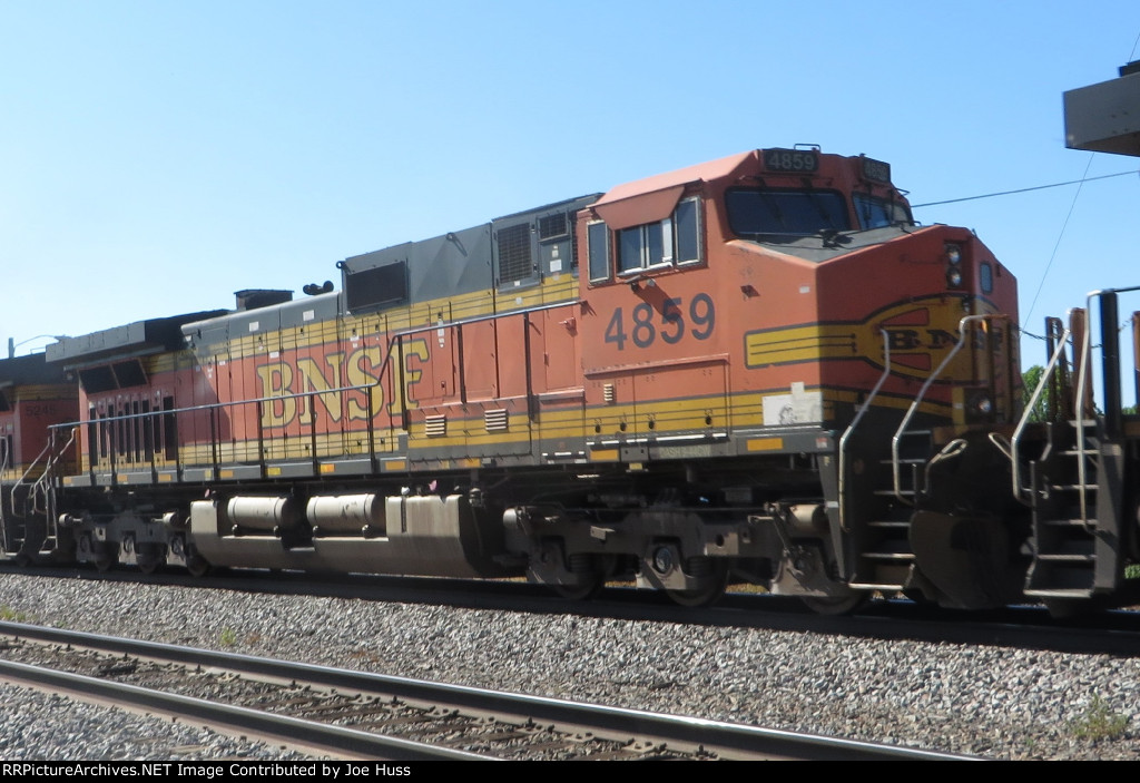 BNSF 4859